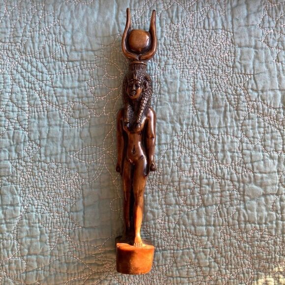 Hand Carved Soap-Stone 12”Egyptian Goddess Statue - Picture 4 of 6